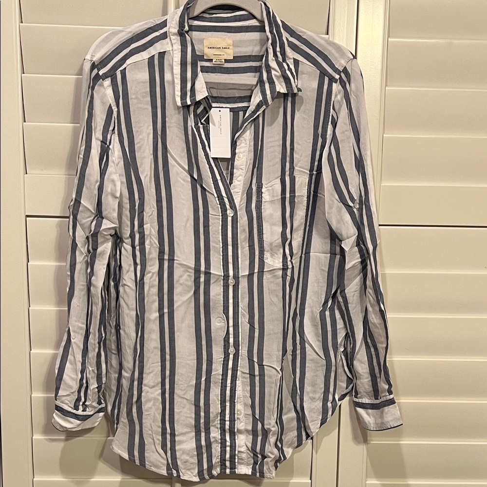 Women’s American Eagle Oversized Fit Blue and White Striped Casual Shirt